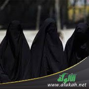 وزيرة البيئة البريطانية تؤكد أن النقاب يعزز من كرامة المرأة المسلمة