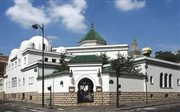 فرنسا: مسلمو مدينة مونتوبان ينتظرون مسجدا جديدا